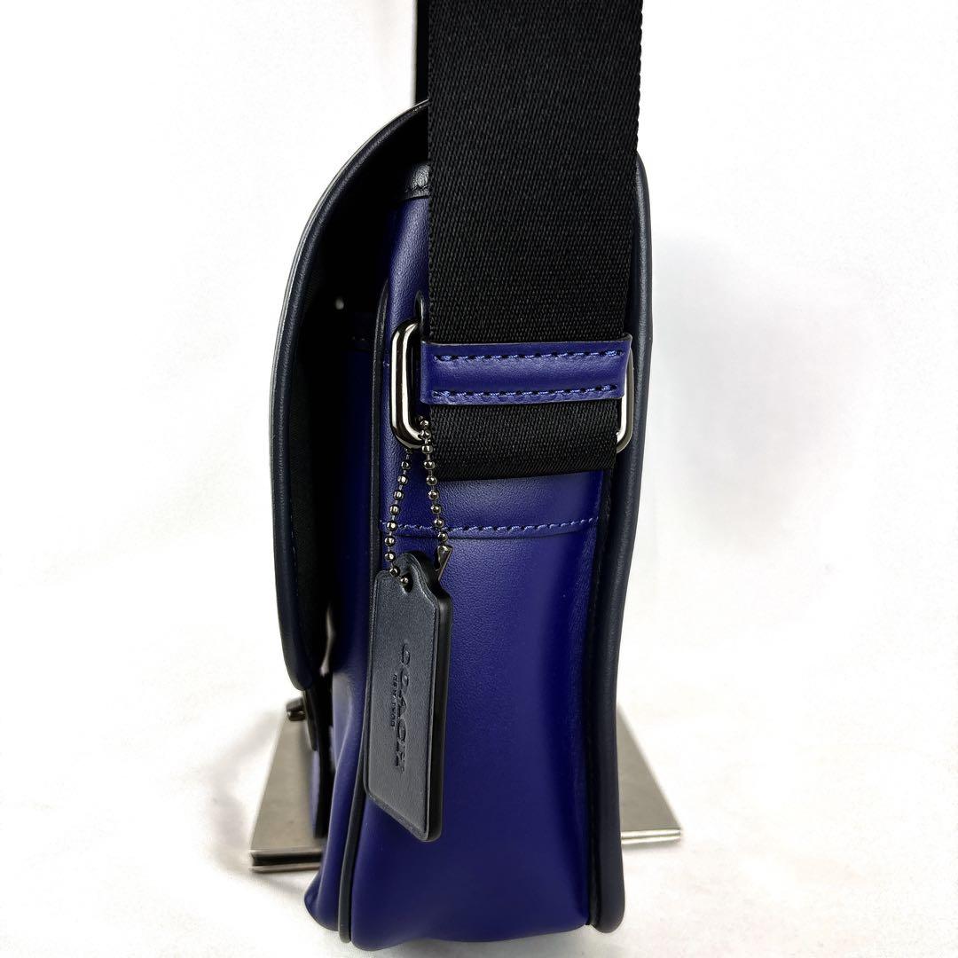 【新品・未使用】　COACH コーチ　フラップ式メッセンジャーバッグ
