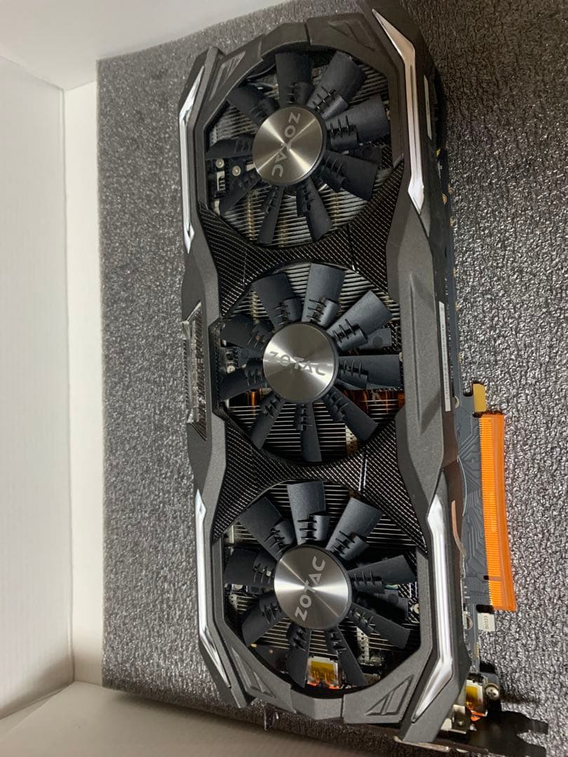 グラフィックボード・グラボ・ビデオカード GTX1080 ZOTAC Amp Extreme