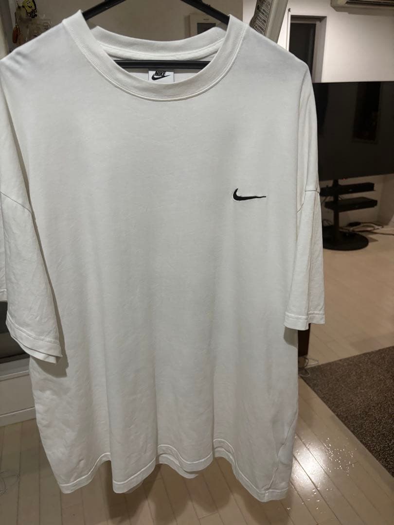 最終値下げstussy NikeコラボTシャツ　ジョングク着用