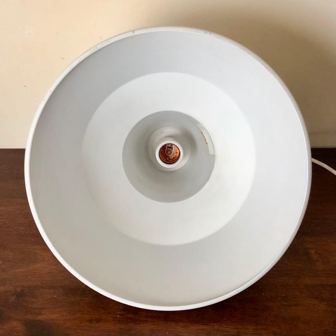 デンマーク　北欧ビンテージ　ミルキーホワイト　ペンダントランプ