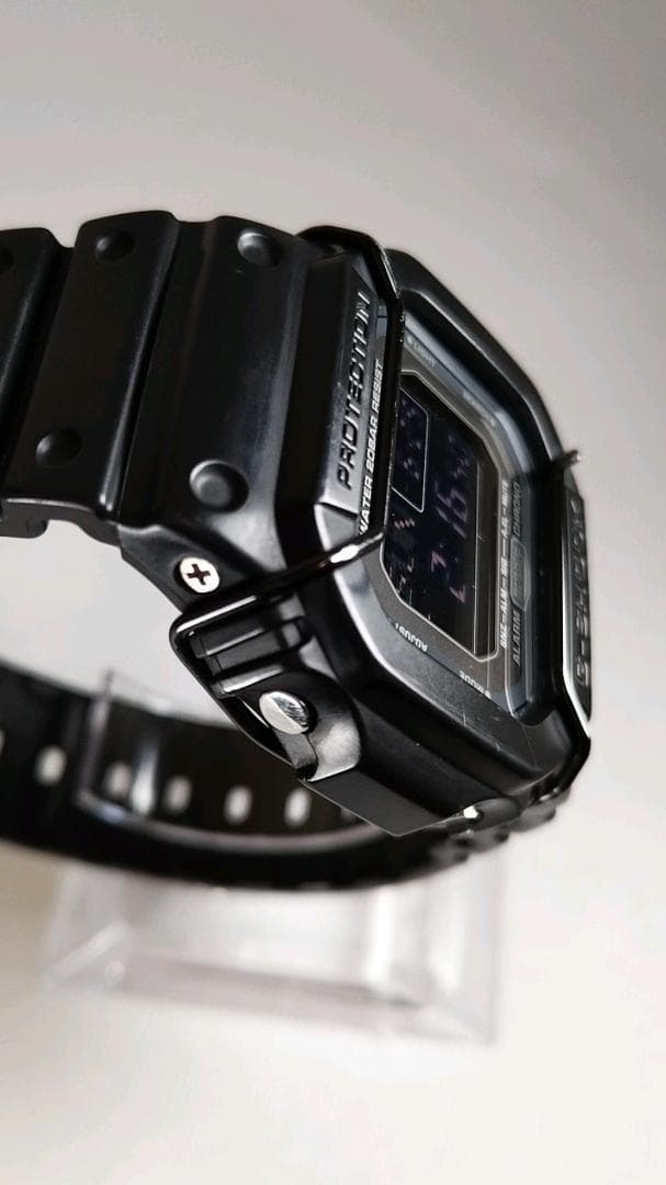 CASIO G-SHOCK DW-D5600P-1JF 腕時計 ブラック