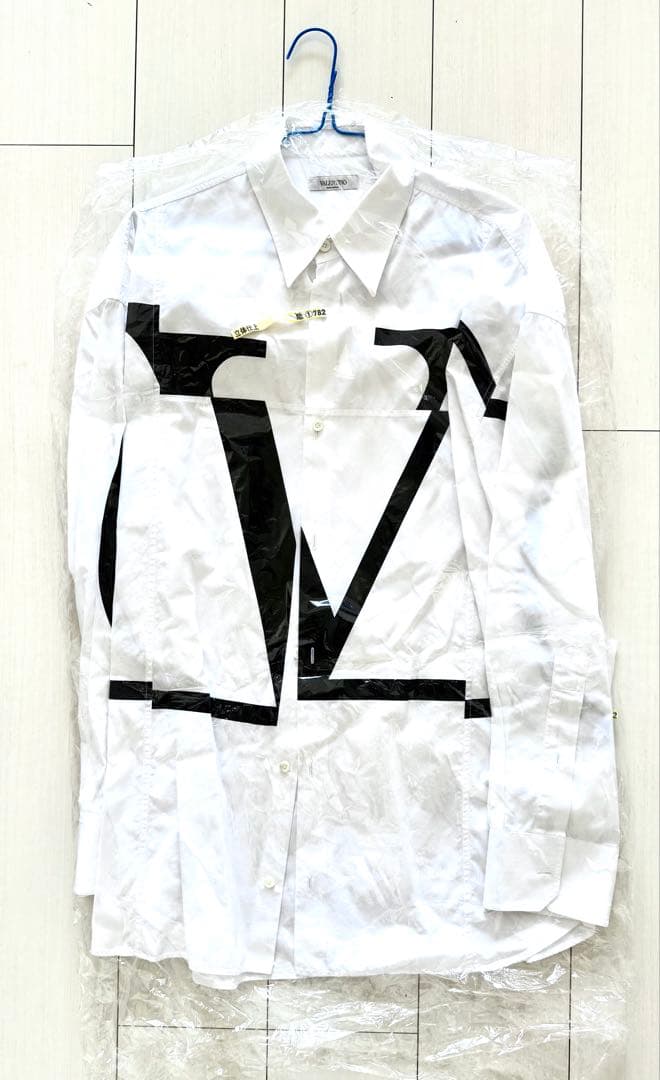 Valentino ホワイト長袖シャツ 39/15½
