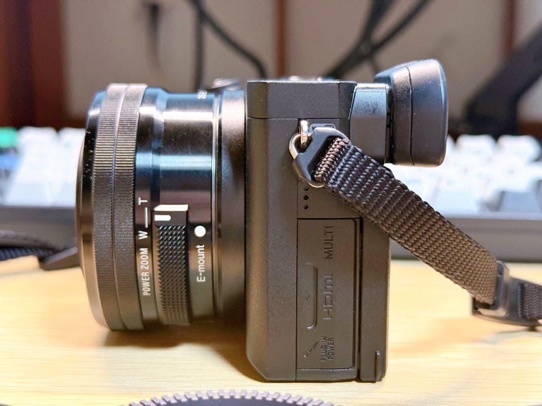 【美品】SONY α6400 パワーズームレンズキット ILCE-6400L