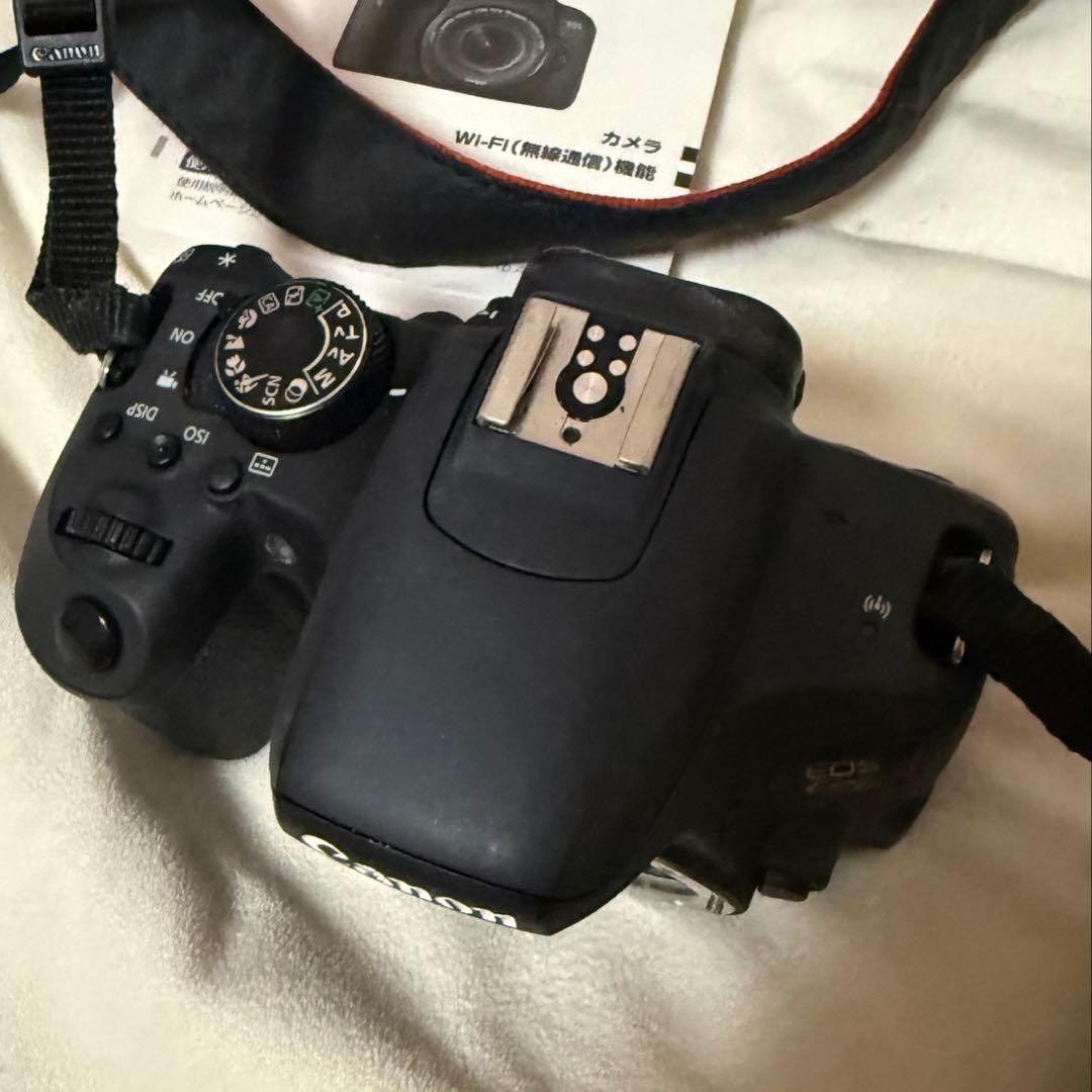 Canon EOS Kiss X9i デジタル一眼レフカメラとTamronレンズ