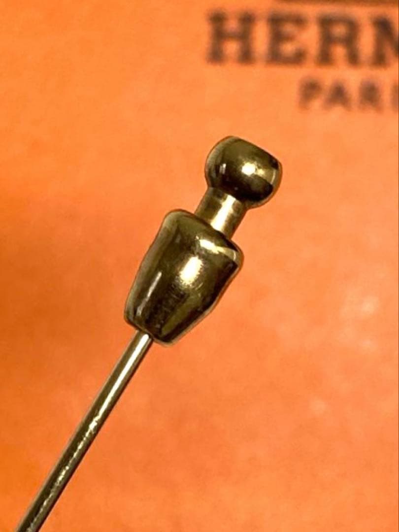 良品　HERMES エルメス　コロゾ　ピンブローチ　ピンバッチ　ゴールド　箱付き