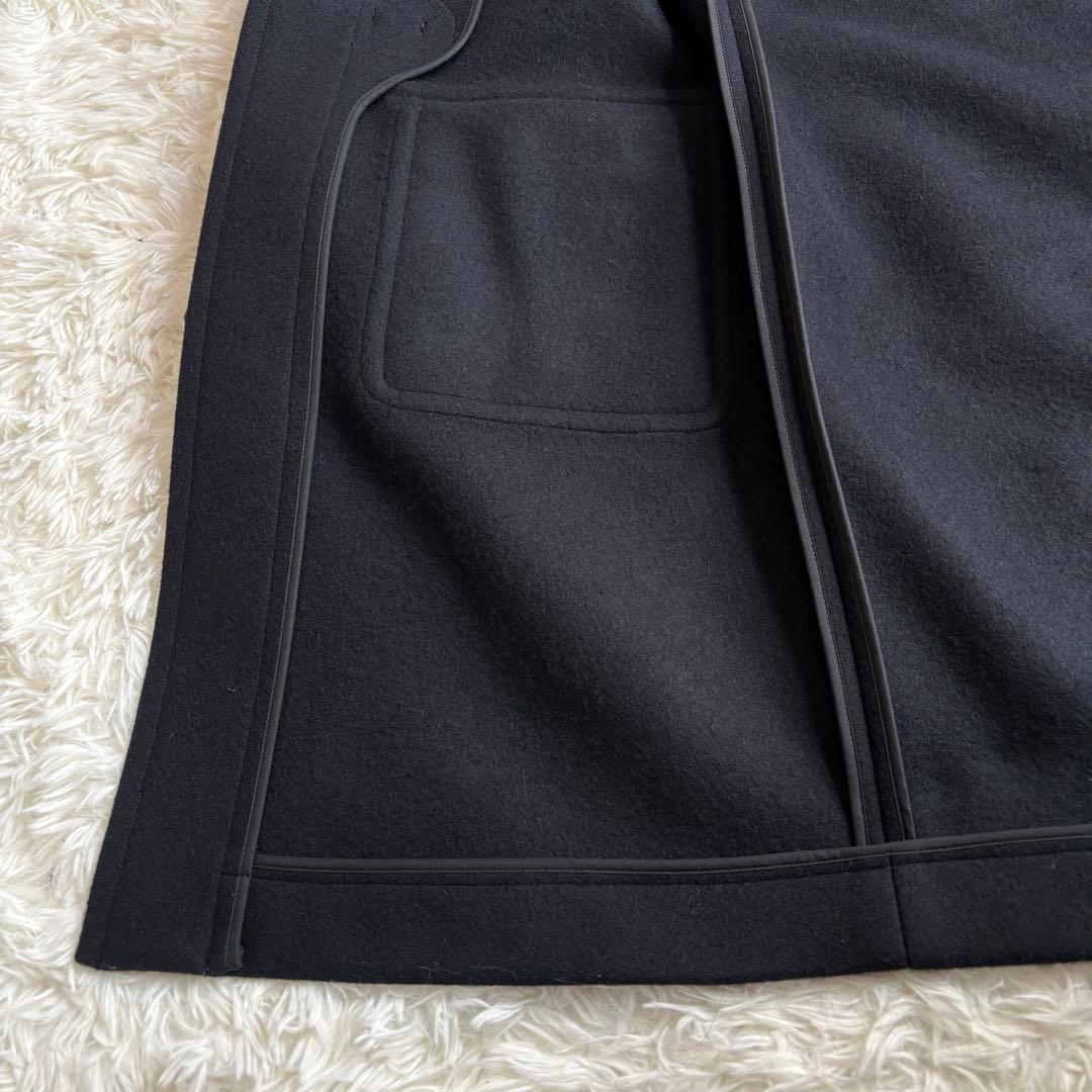 新品未着用 HYKE ハイク ダッフルコート ブラック　2