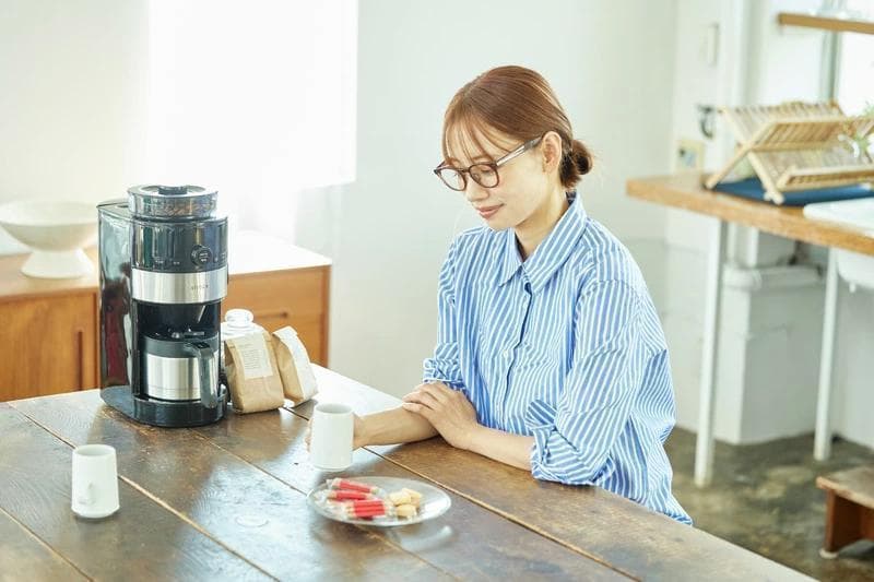 新品 シロカ コーン式全自動コーヒーメーカー SC-C125