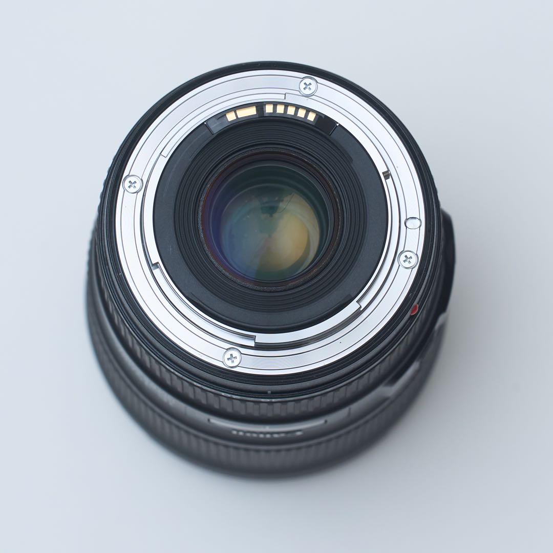 Canon EF16-35mm F4L 広角ズームレンズ