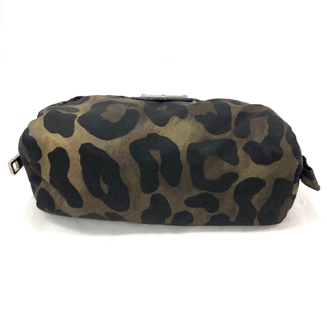 M07/019 PRADA プラダ ミニポーチ 三角ロゴ レオパード