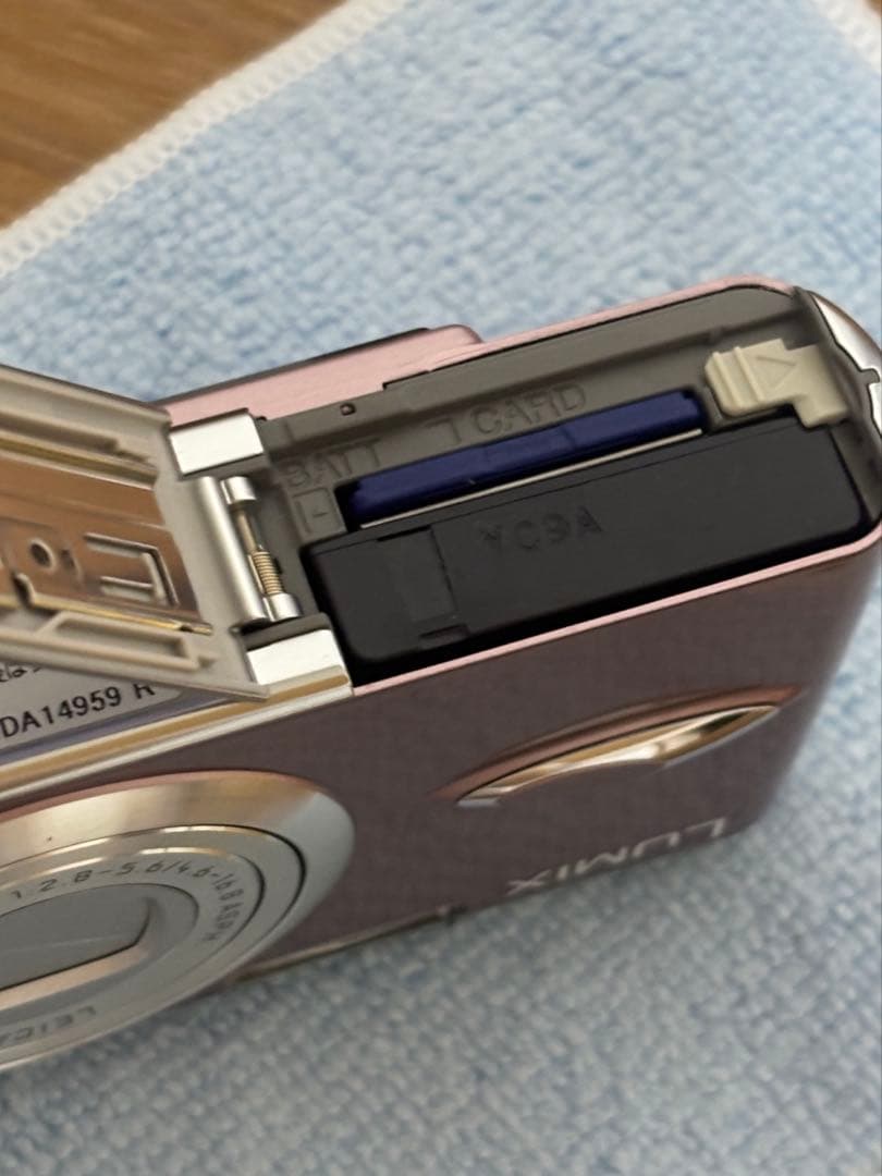 パナソニック LUMIX DMC-FX01 オールドコンデジ