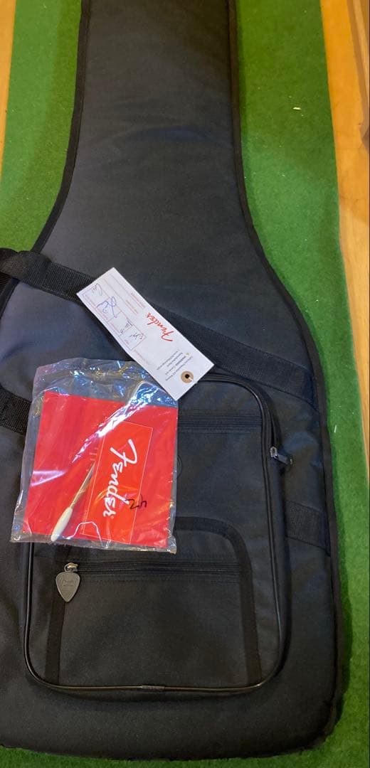 ギター Fender Vintera60s Jaguar Ocean Turquoise