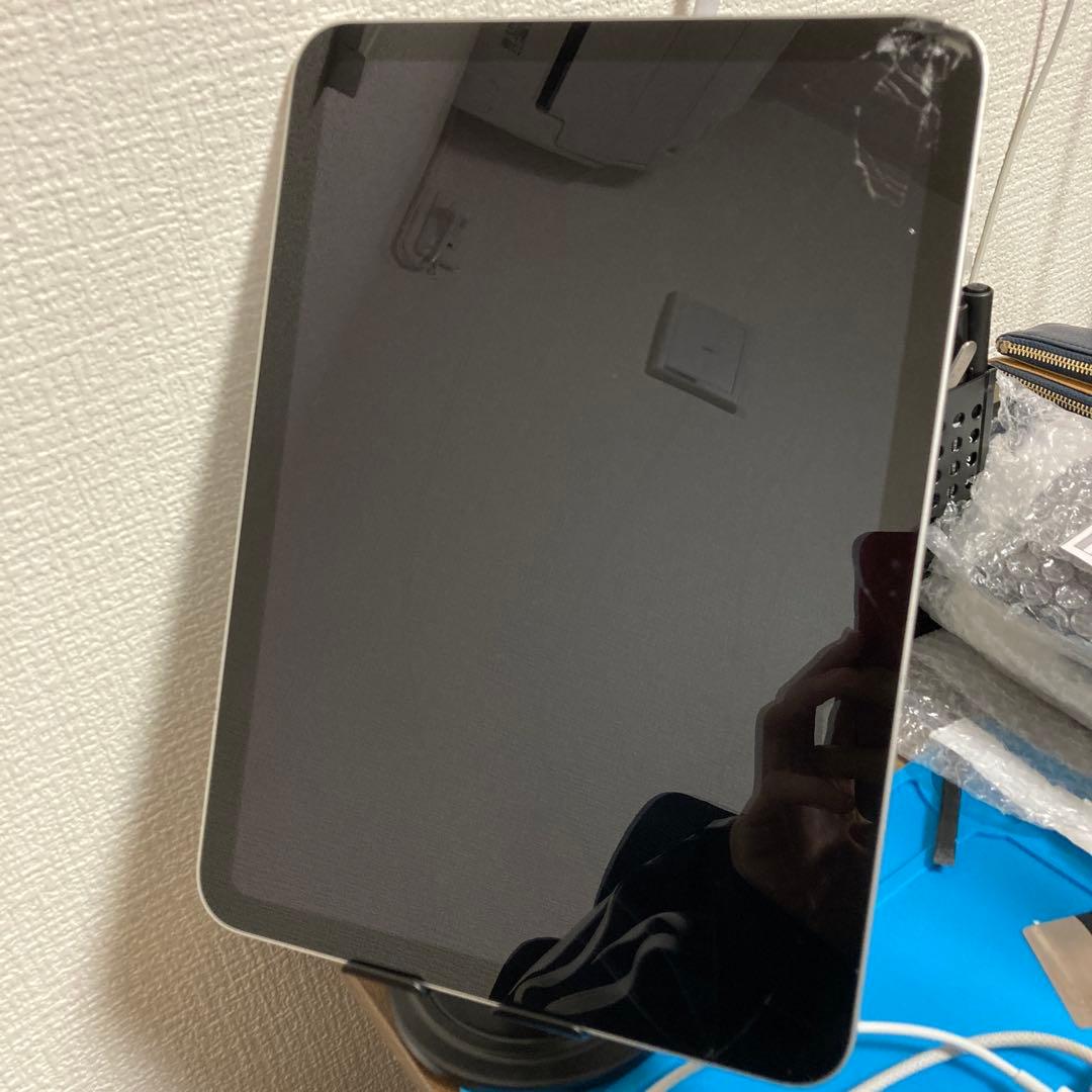 【最終値下げ、即日発送！】iPad10 Wi-Fiモデル シルバー 256GB
