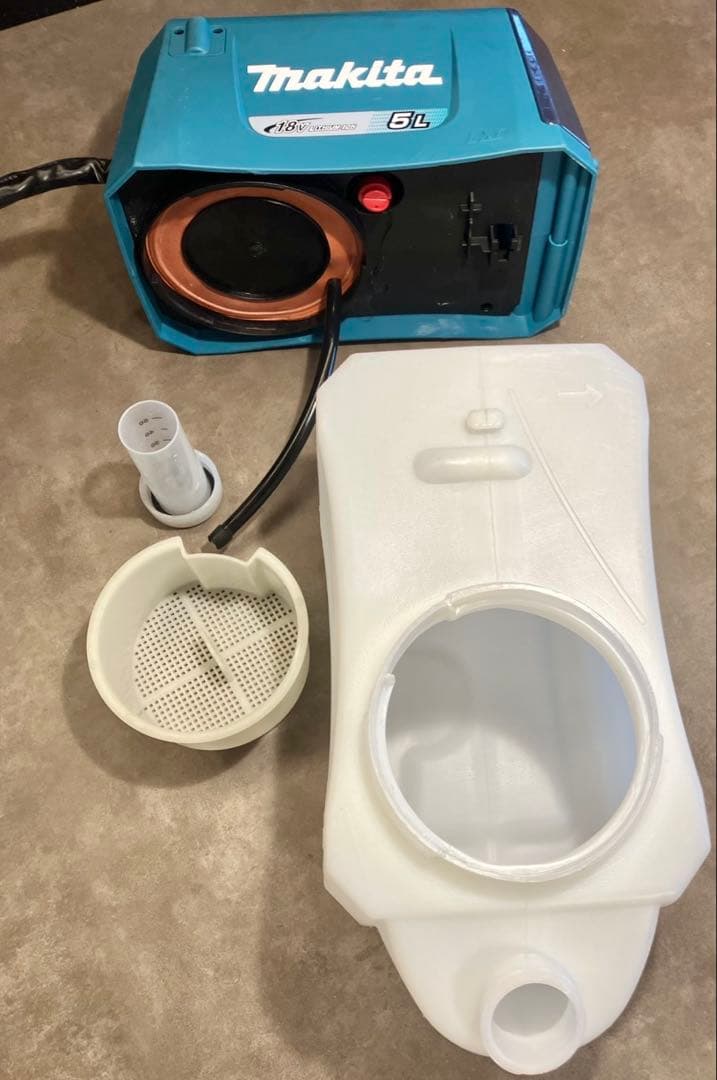 マキタ　18V 充電式噴霧器 5L （本体のみ）MUS054DZ