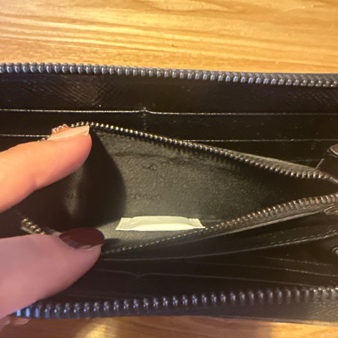 ドルチェアンドガッバーナ長財布