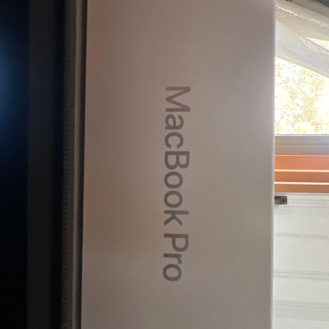 MacBook Pro 14インチ M4 Maxシルバー極美品