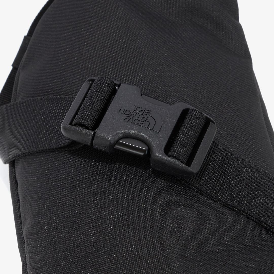 完売！ノースフェイス　MESSENGER　ボディバッグ　ショルダーバッグ　BLK