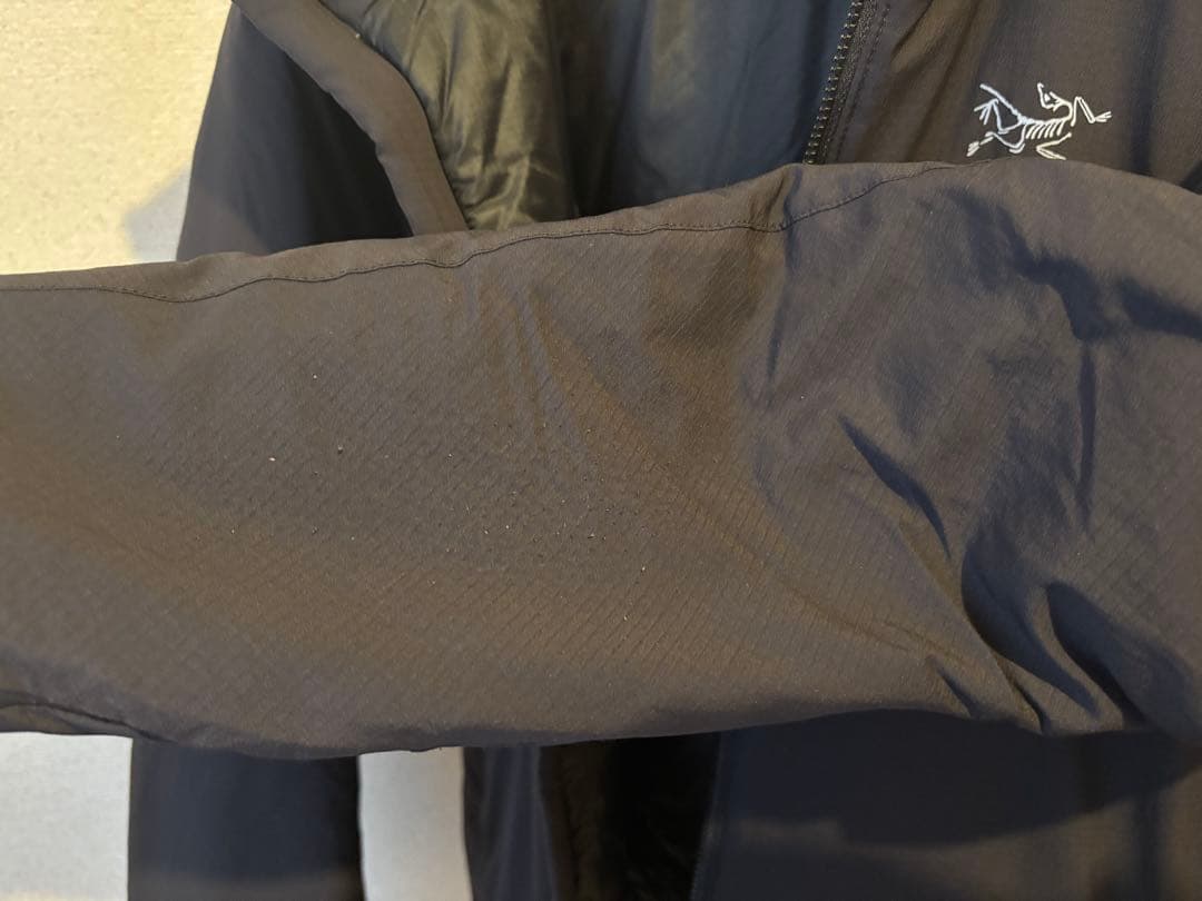 ジャケット・アウター ARC'TERYX ATOM AR hoody