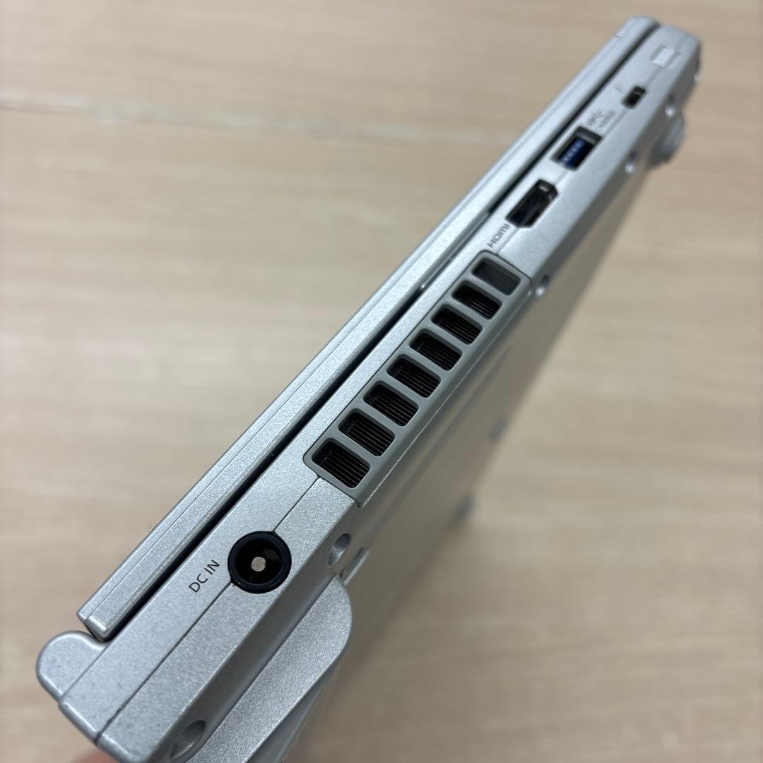 【良品】Panasonic Let's note シルバー ノートPC
