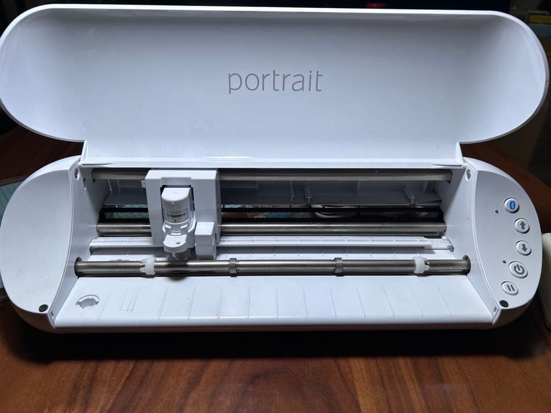 Silhouette portrait 3 カッティングマシン