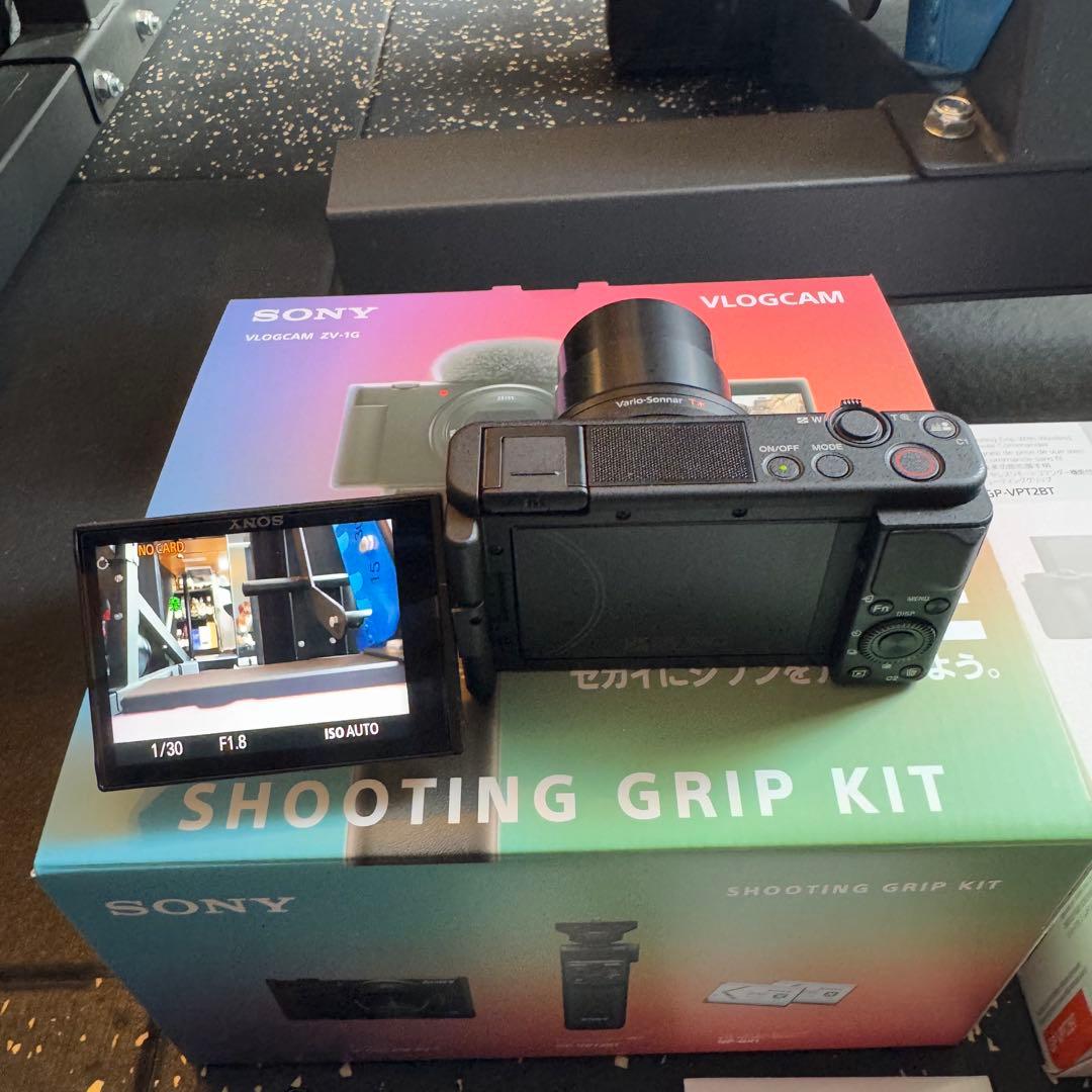 【極美品】SONY VLOGCAM ZV-1G グリップキット おまけ多数！