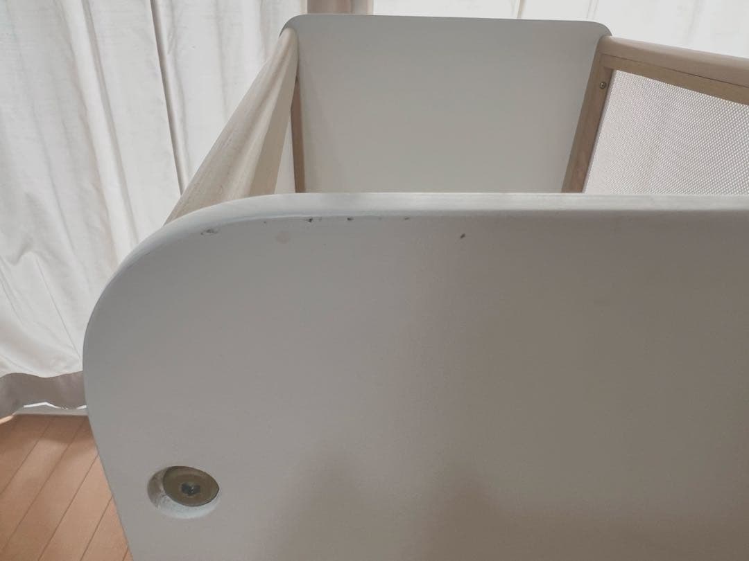 【美品】リリワゴン2 ベビーベッド 白
