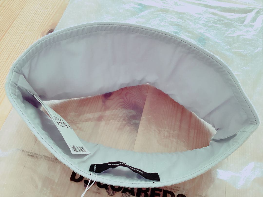 訳あり未使用品【DSQUARED2】スパンコール　ベアトップ　XS　56100円