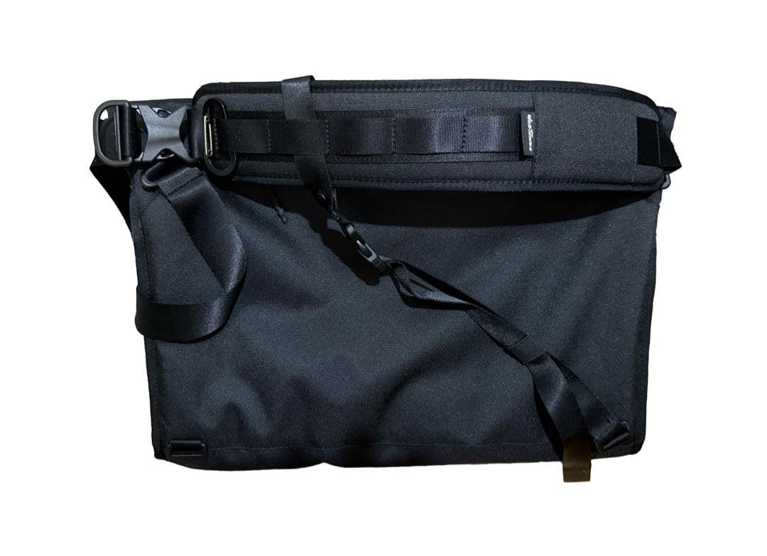 ワイルドシングス　メッセンジャーバッグ