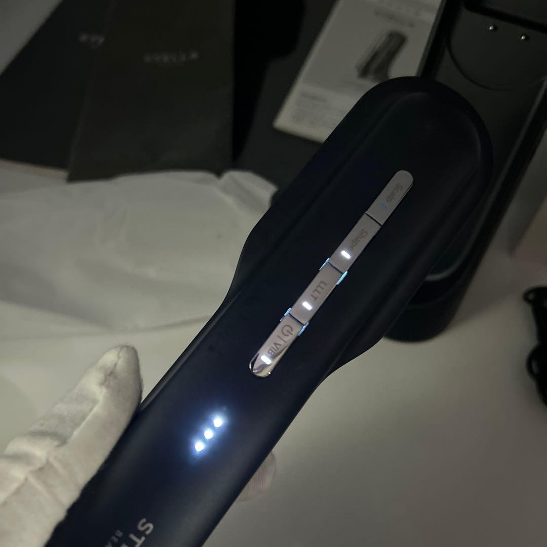 【新品同様】STELLA BEAUTE レーザー & EMSリフトブラシPRO