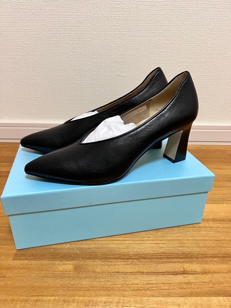 ヨシト　パンプス　23.5