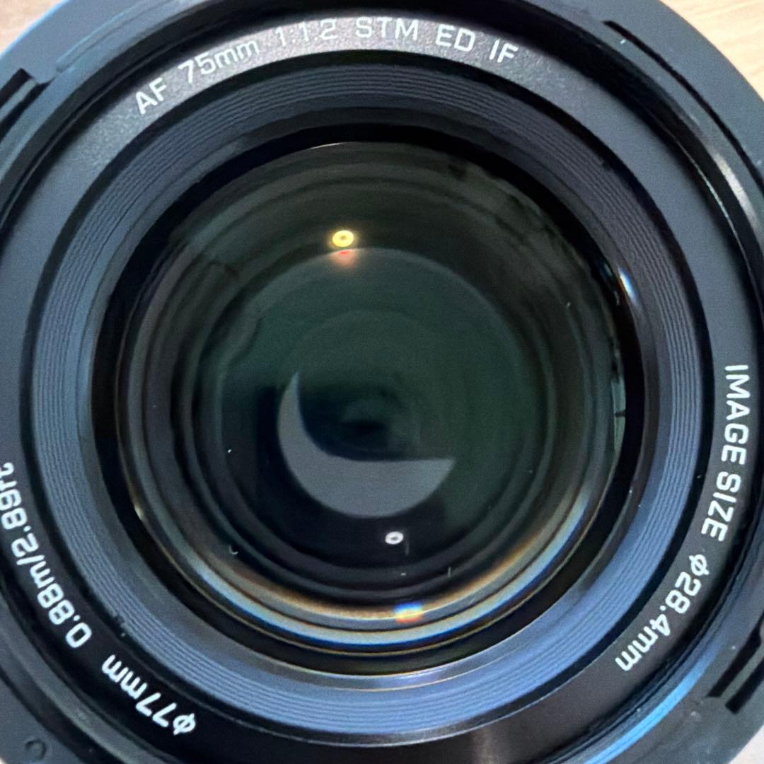 VILTROX AF 75mm f/1.2 レンズ