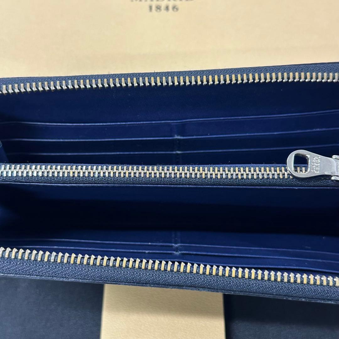 新品同様‼️ ロエベ　LOEWE 財布　長財布　アナグラム