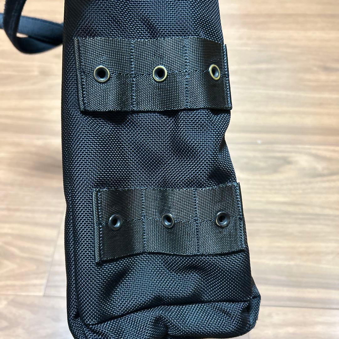 美品！BRIEFING プロテクショントート