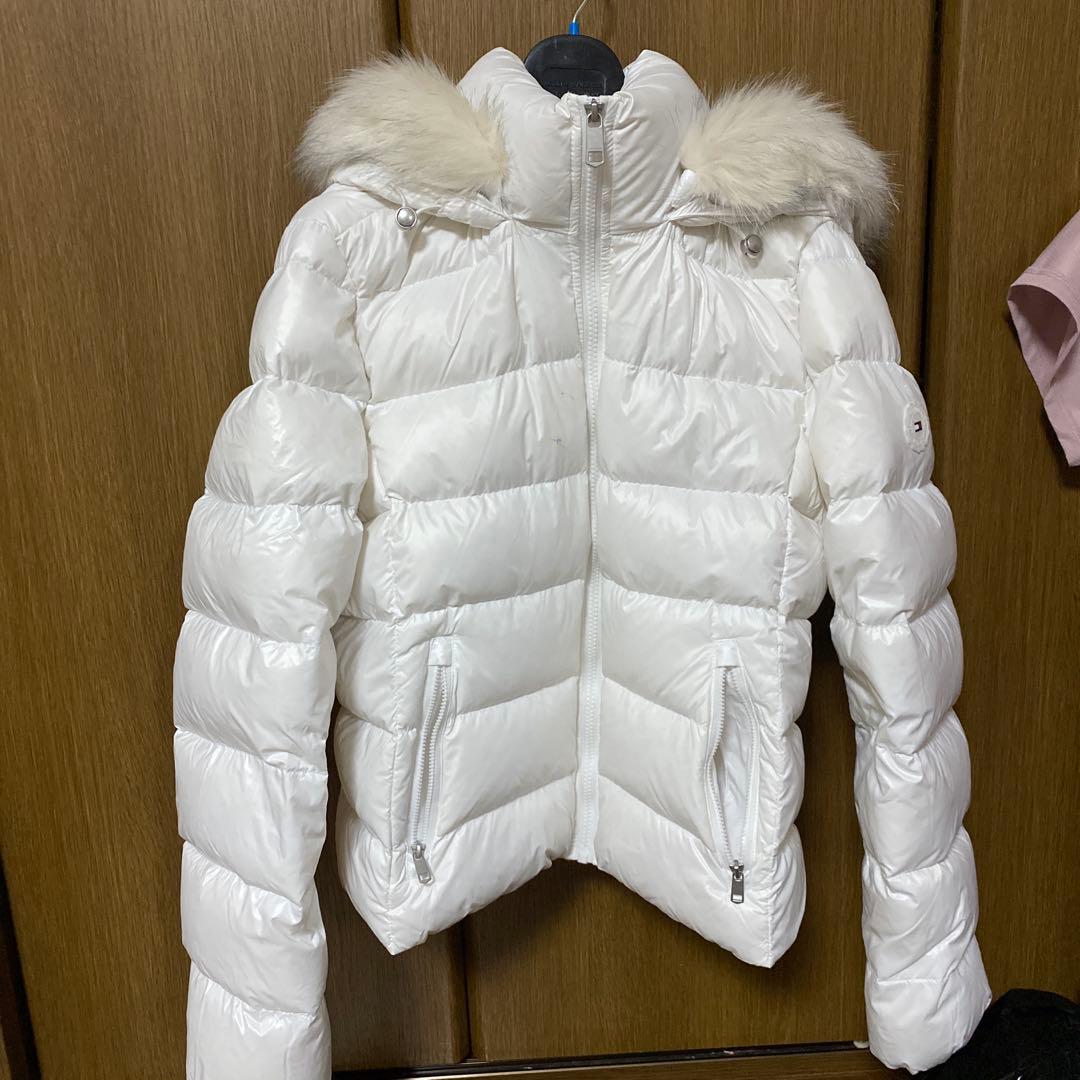 ホワイト ダウンジャケット ファー付き