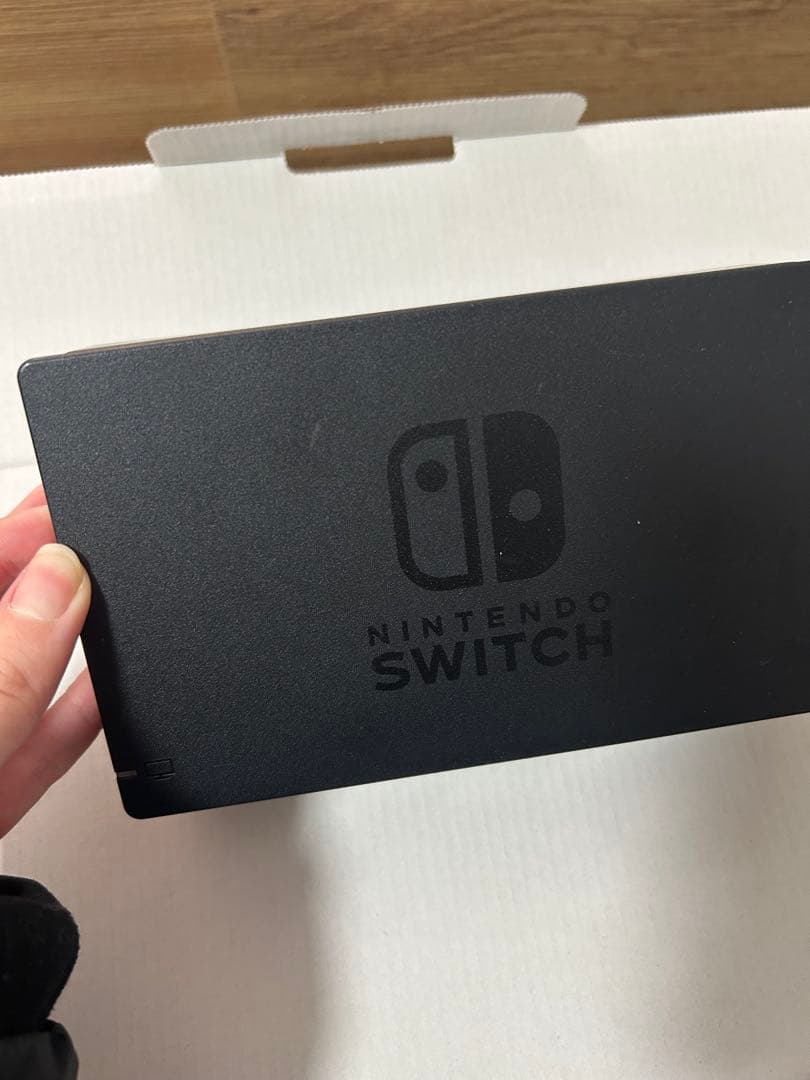 Nintendo Switch 本体 ネオンブルー/レッド フルセット 初期化済