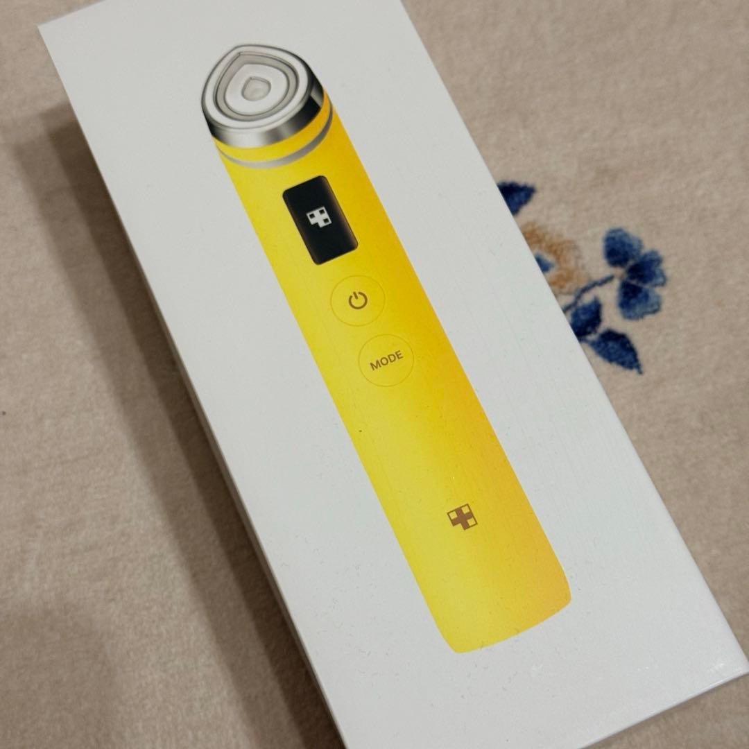 medicube 美顔器 イエロー 本体のみ