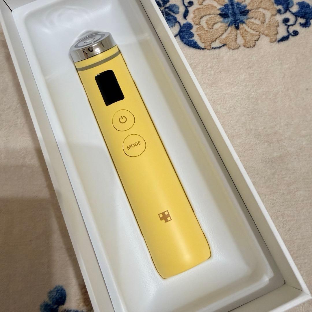 medicube 美顔器 イエロー 本体のみ