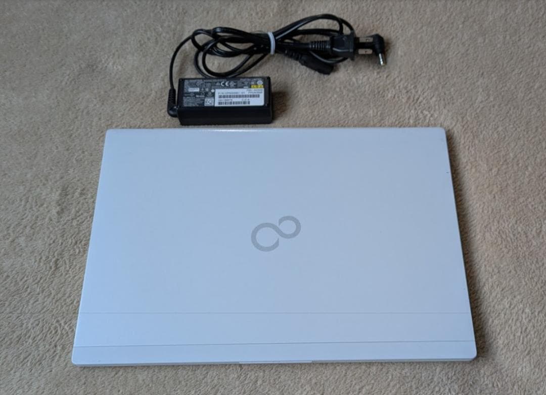 FMV LIFEBOOK【美品】