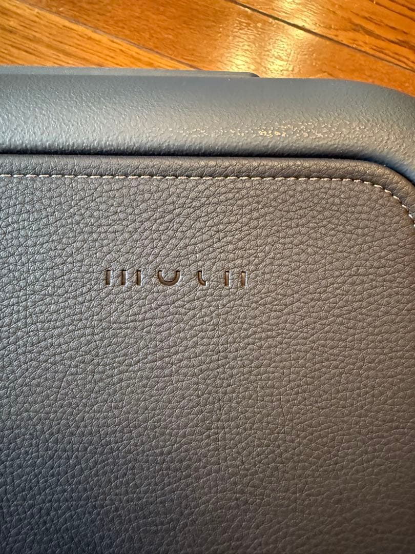 美品moln鞄のようなスーツケース34L