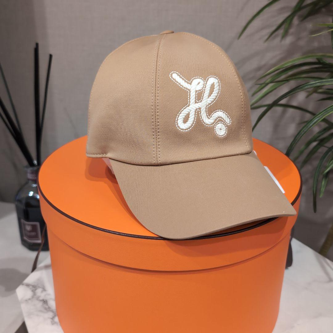 【美品:タグ付き】エルメス　キャップ