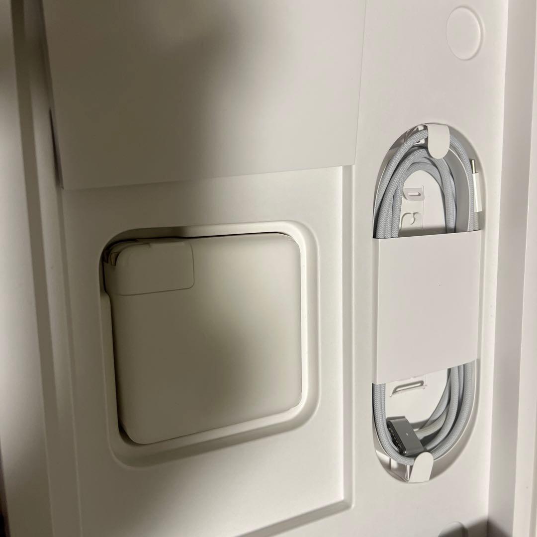 MacBook Pro M1proチップ　16/1T CPU強化モデル