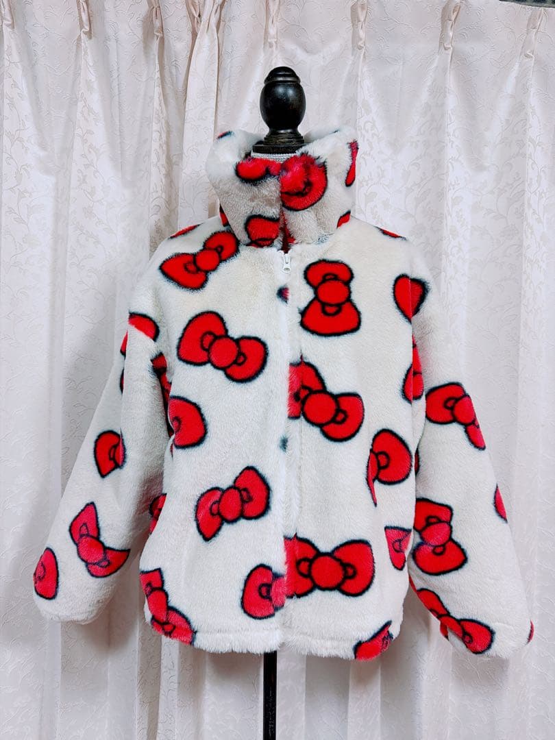 RODEO CROWNS WIDE BOWL KITTYフェイクファーコート