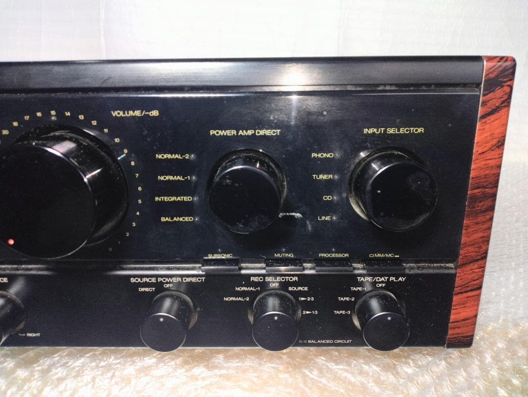 サンスイ　プリメインアンプ　AU-a707DR