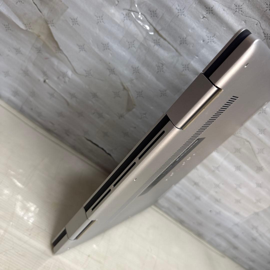 DELL Inspiron 5491 i5／8GB /256GB タッチパネル