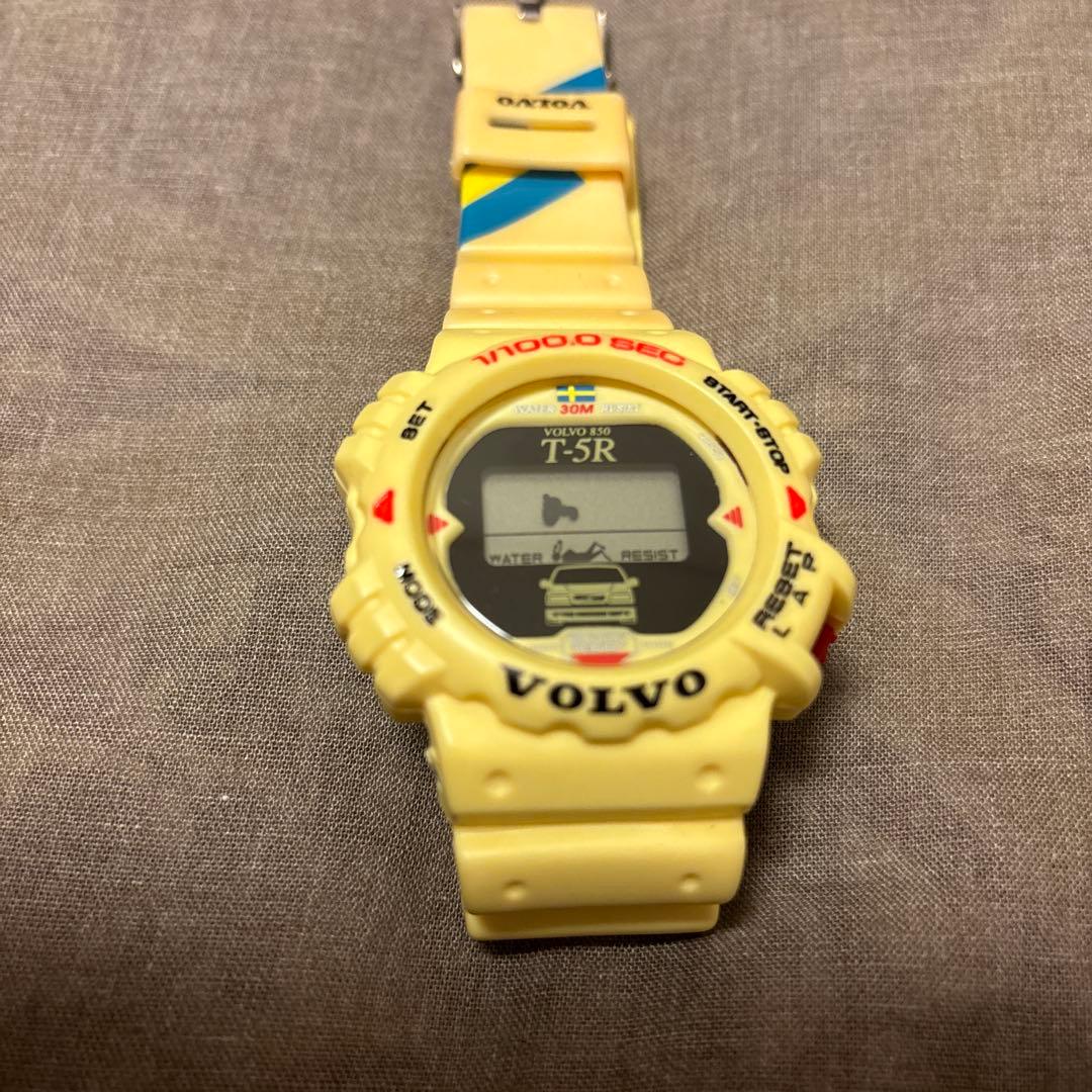 VOLVO T-5R デジタル腕時計　ノベルティ未使用