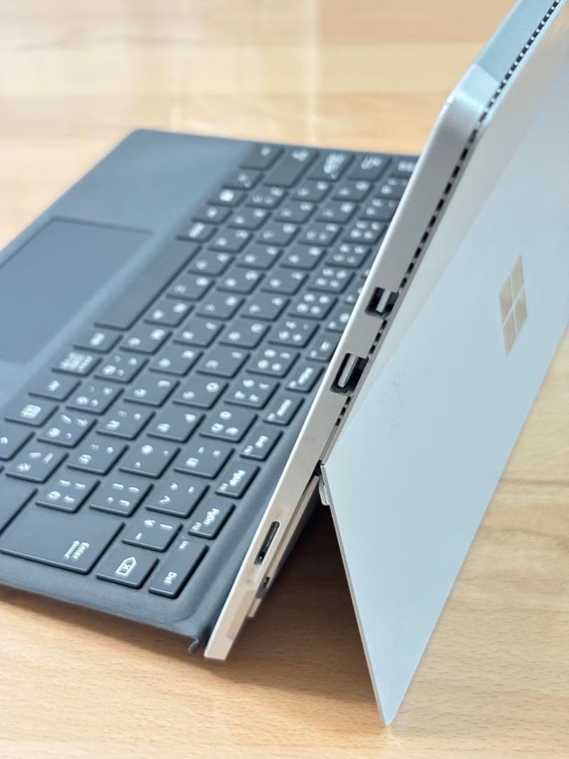 【美品】Surface Pro4 i5/4GB/SSD128GB（おまけAC付）