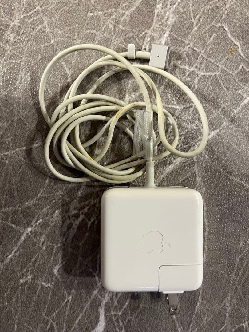 ゼ*ん様 MacBook Air 美品