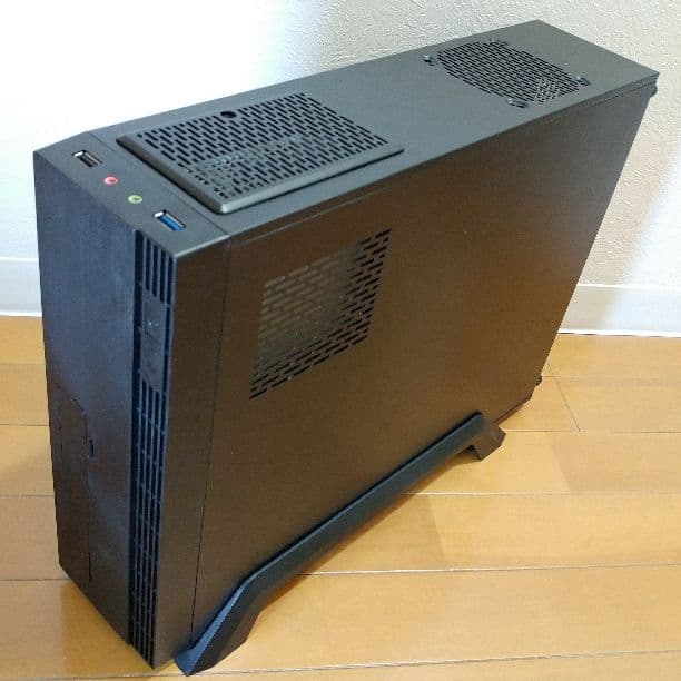 省スペース スリム型パソコン