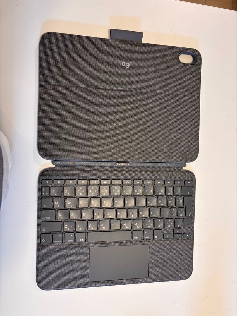 iPadアクセサリー Logicool Combo Touch iPad