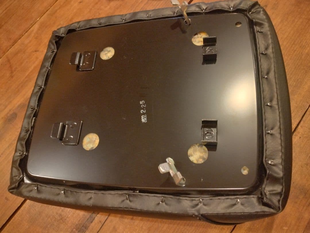 スーパーカブ　カスタム用　純正タンデムシート