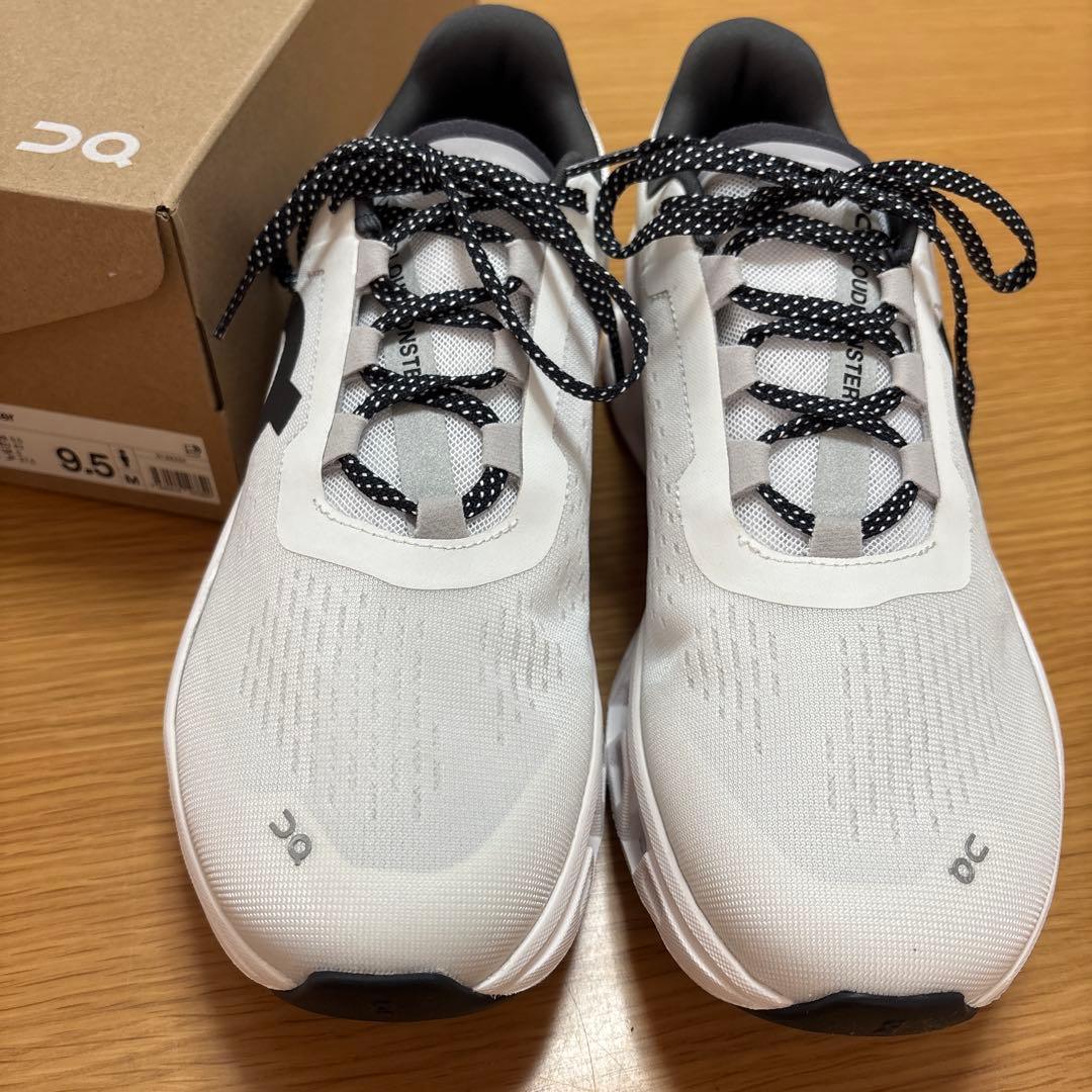 専用☆On ランニングシューズ クラウドモンスター　27.5cm